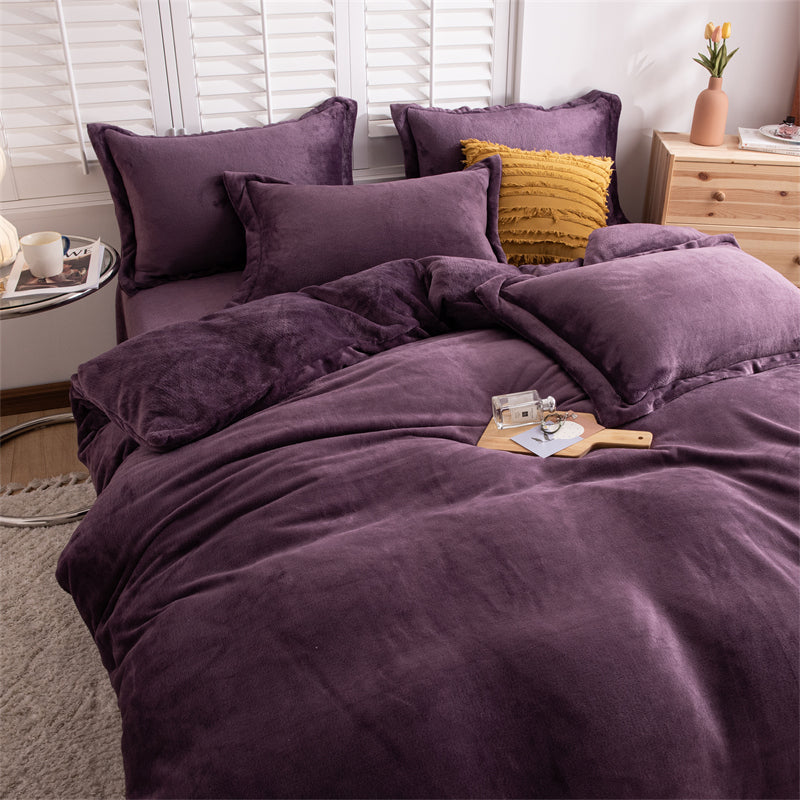 Four Piece Set With Double-sided Fleece Duvet Cover